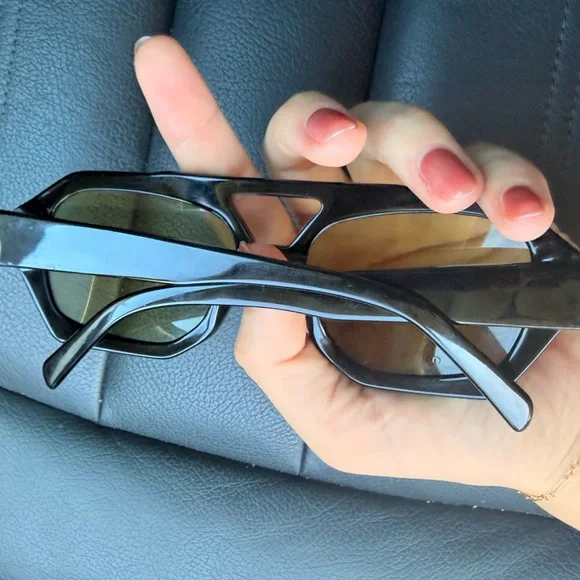 VEHLA River Black/Khaki Sunglasses - Picture 4 of 7